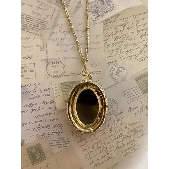 Victorian Black and Ivory Cameo Pendant Necklace | Textured Jewelry - Picture 4 of 5